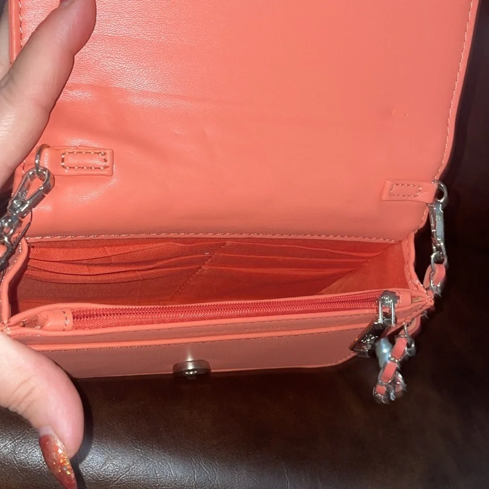 Badgley Mischka Coral - Picture 9 of 10